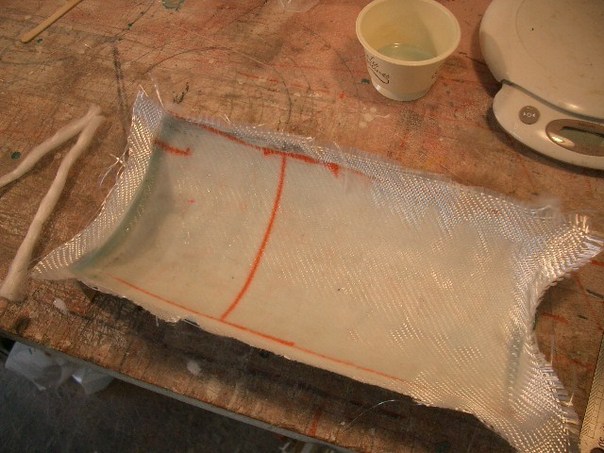 Construire un racer p'tit gros en résine polyester avec un moule Construire un racer p'tit gros en résine polyester avec un moule