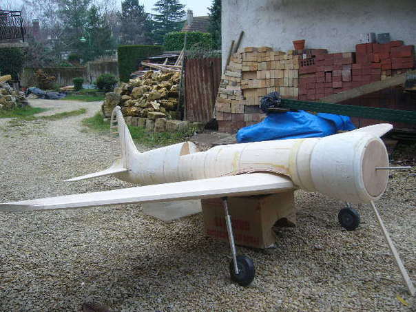 Un racer vraiment emblématique : le Hughes H-1 Un racer vraiment emblématique : le Hughes H-1