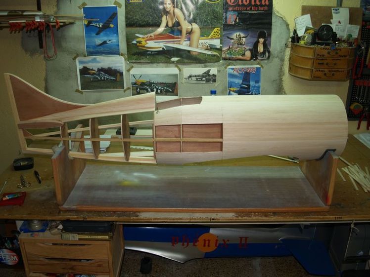 Le projet d'une escadrille de Gee-Bee Model Y. Le projet d'une escadrille de Gee-Bee Model Y.