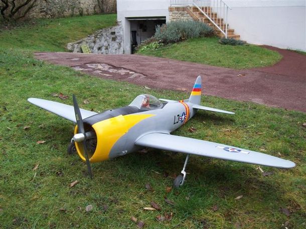 La construction du P-47 d'Alain