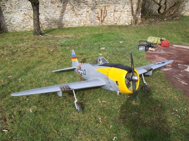 La construction du P-47 d'Alain La construction du P-47 d'Alain