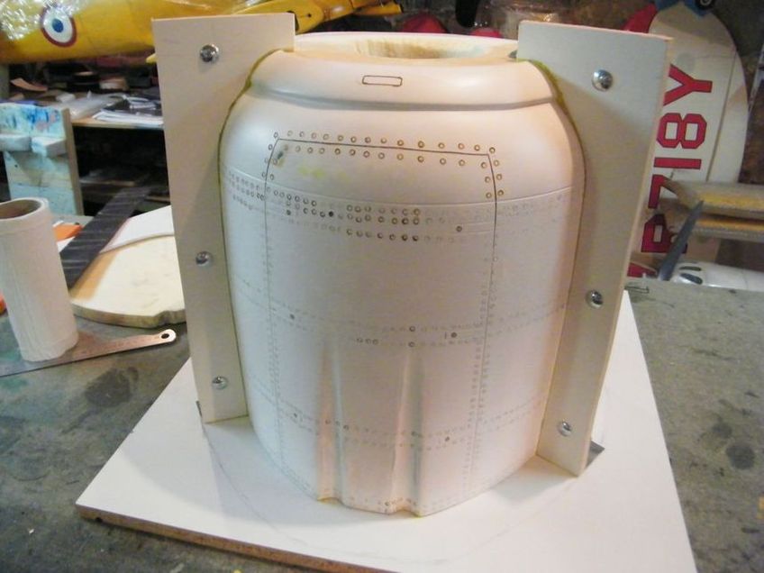 FW 190 1ère partie, moulage du capot FW 190 1ère partie, moulage du capot