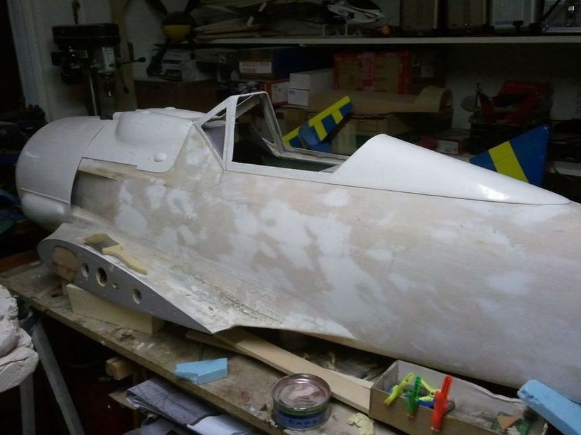 FW 190 3ème partie, moulage des montants de verrière FW 190 3ème partie, moulage des montants de verrière