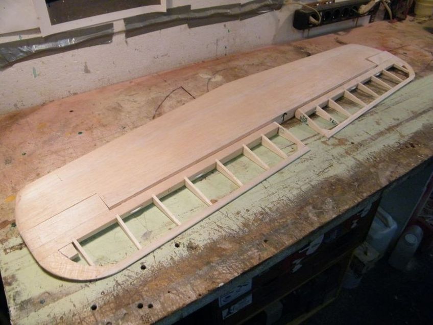 FW 190 4ème partie, construction stabilisateur et dérive FW 190 4ème partie, construction stabilisateur et dérive