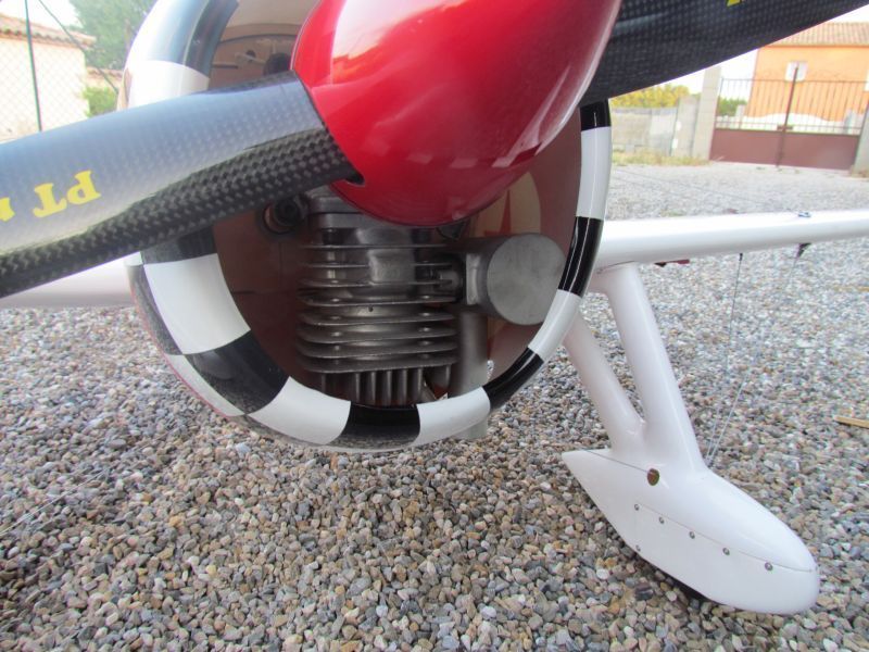 Un Gee-Bee R-3 chez les MARTIN Un Gee-Bee R-3 chez les MARTIN