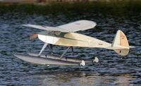 old-timer-sur-flotteurs-2