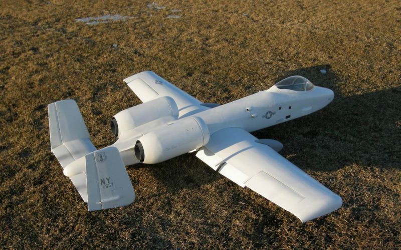 A-10 Big Model Jean TARDIF 17