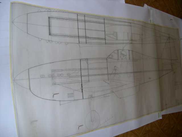 plan du fuselage pour une construction "tout bois" ( si, si, il reste des constructeurs!!)